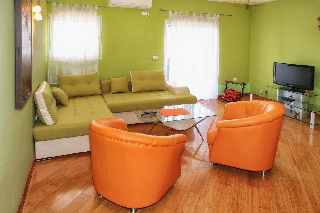 Apartments Villa Happy Mrcevac Luaran gambar