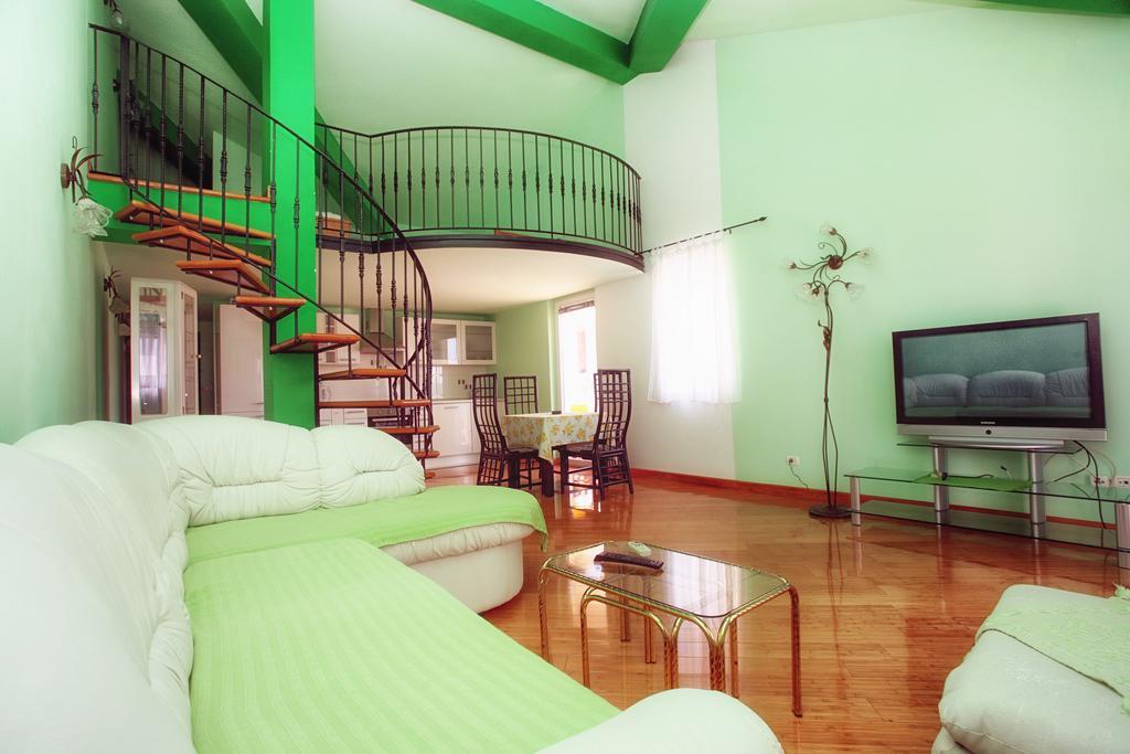 Apartments Villa Happy Mrcevac Luaran gambar
