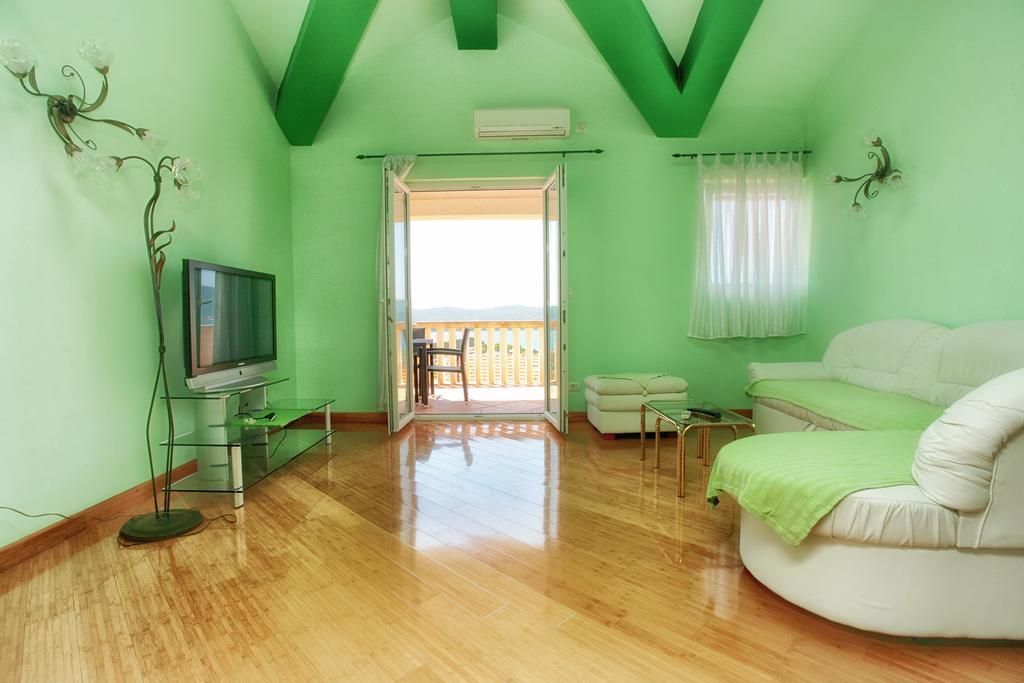 Apartments Villa Happy Mrcevac Luaran gambar