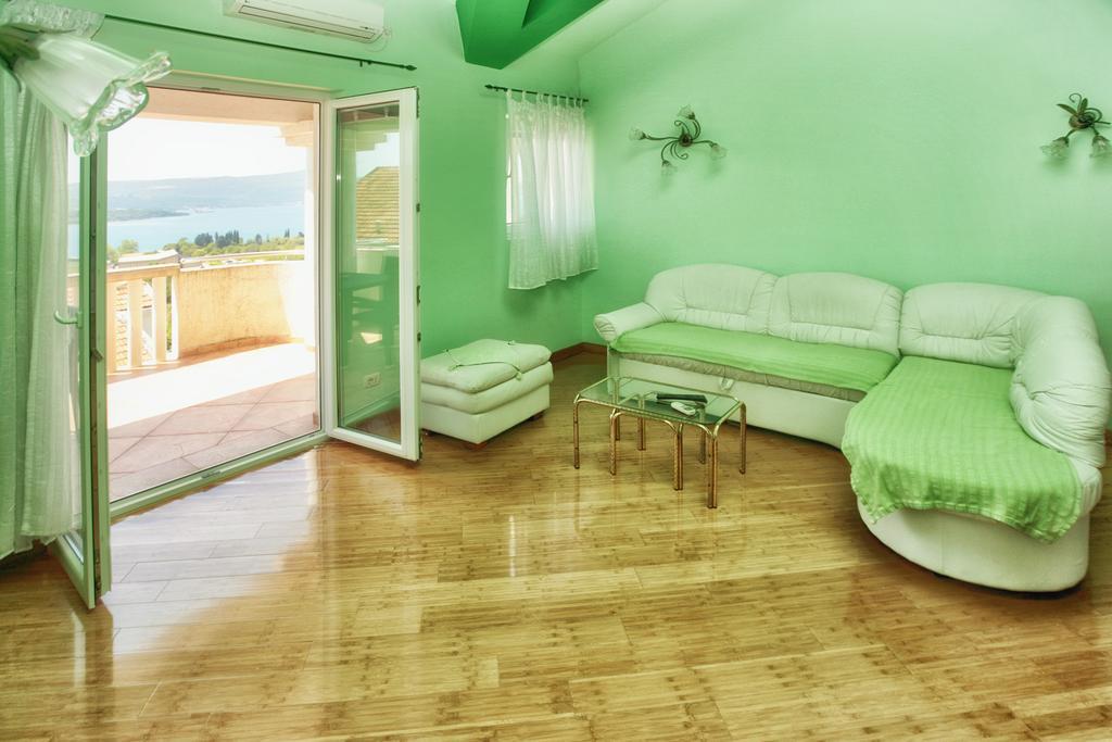 Apartments Villa Happy Mrcevac Luaran gambar