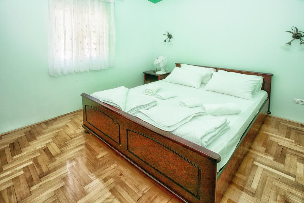 Apartments Villa Happy Mrcevac Luaran gambar