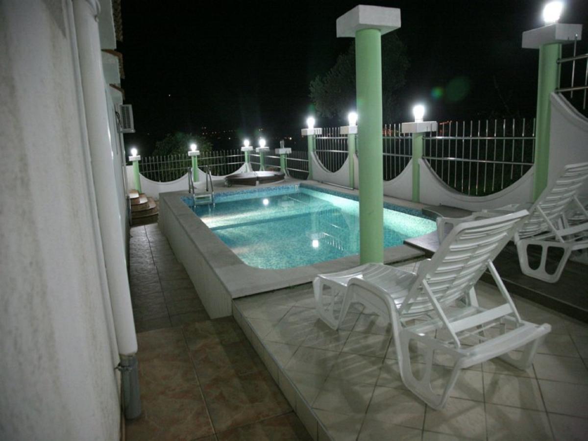 Apartments Villa Happy Mrcevac Luaran gambar