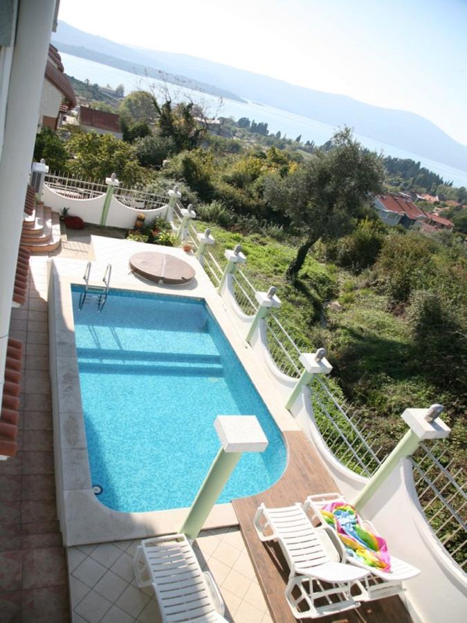 Apartments Villa Happy Mrcevac Luaran gambar